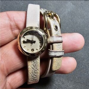 Marc By Marc Jacobs Ladies Quartz Watch Gold Tone Leather Wrap Bracelet Working